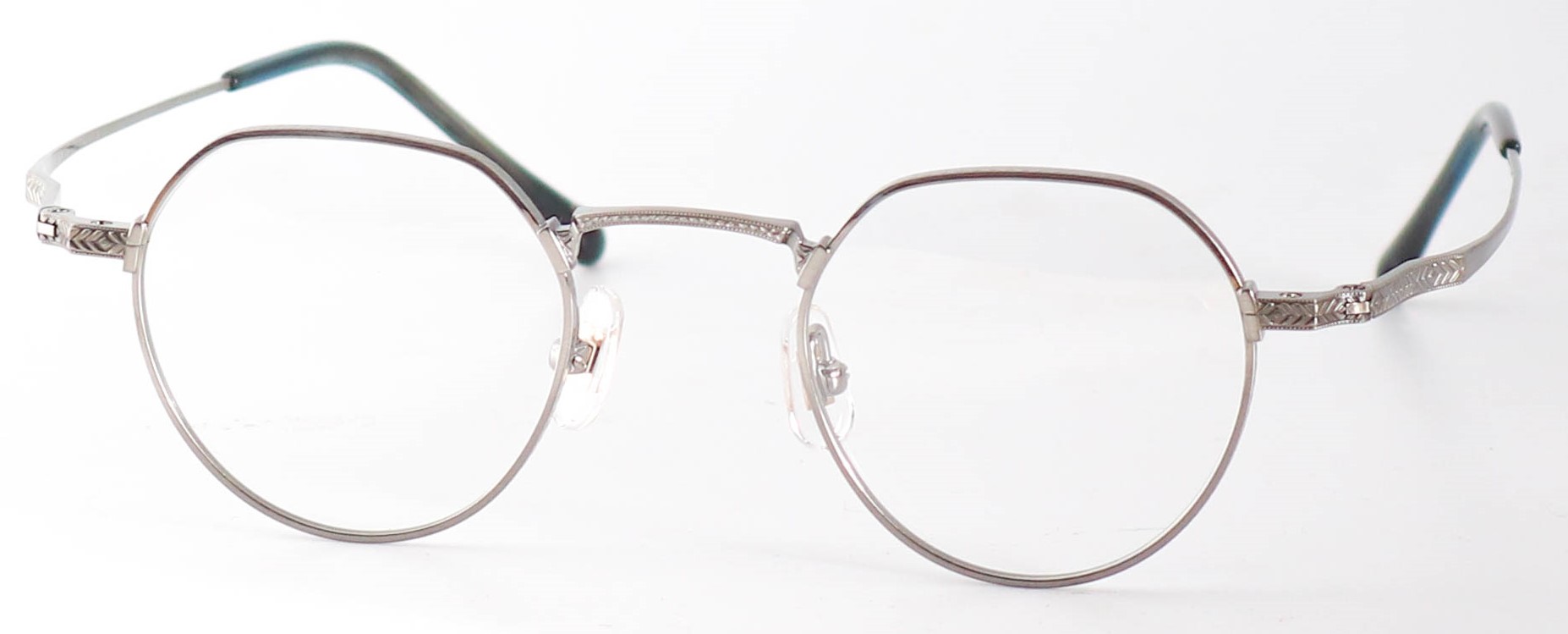 眼鏡のカラータイプC-4 At-Silver