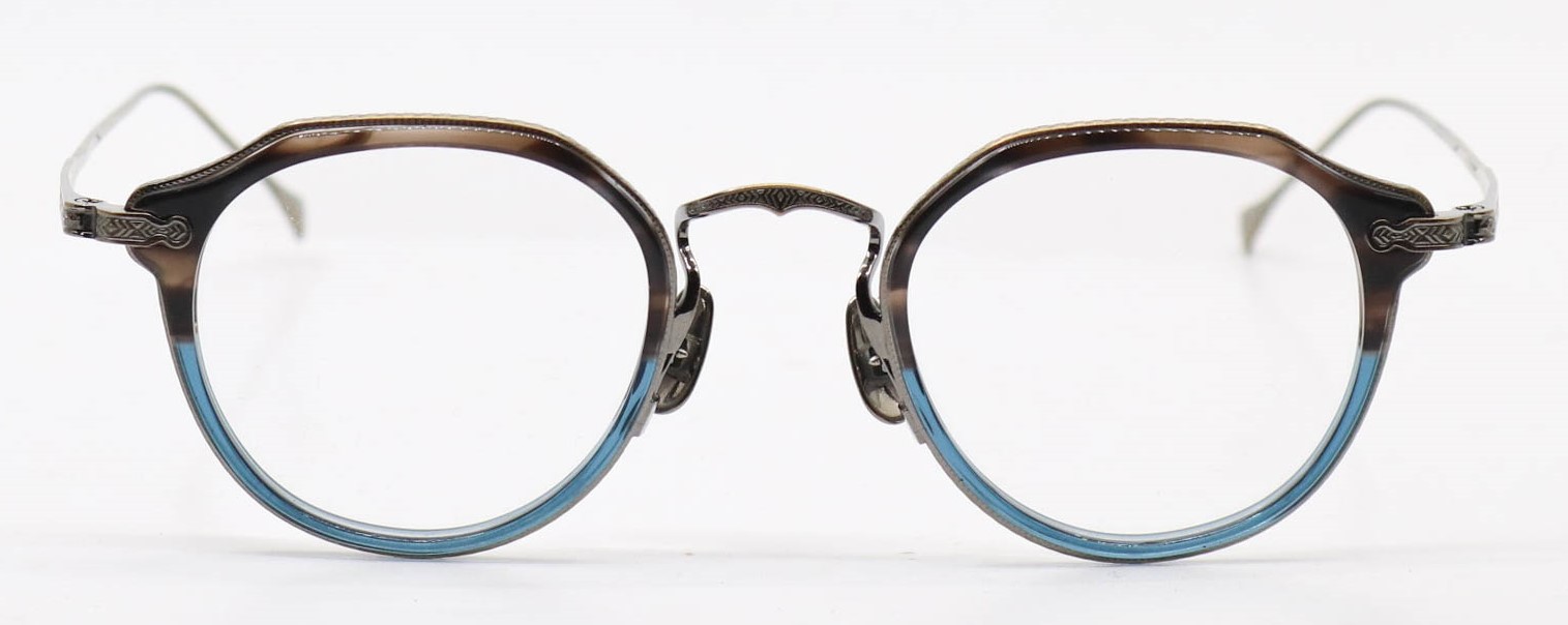 Leowl in eye – NAITO OPTICAL, Sabae Japan 