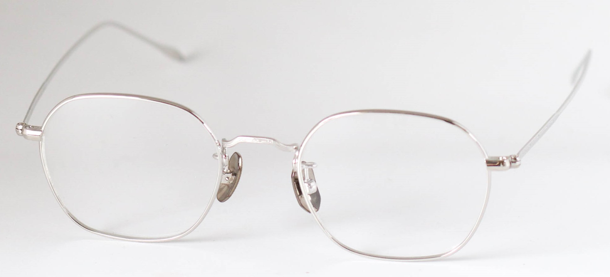 眼鏡のカラータイプC-2 Silver