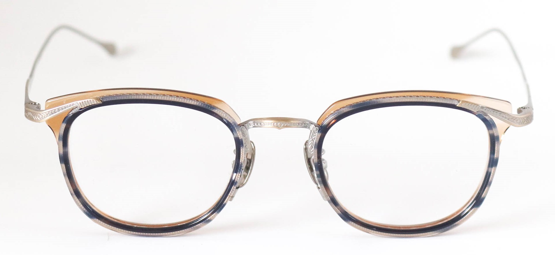 Leowl in eye – NAITO OPTICAL, Sabae Japan