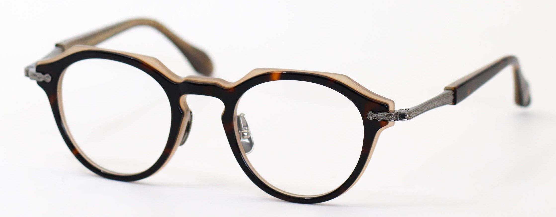 眼鏡のカラータイプC-4 Demi-MilkyWhite/Gray