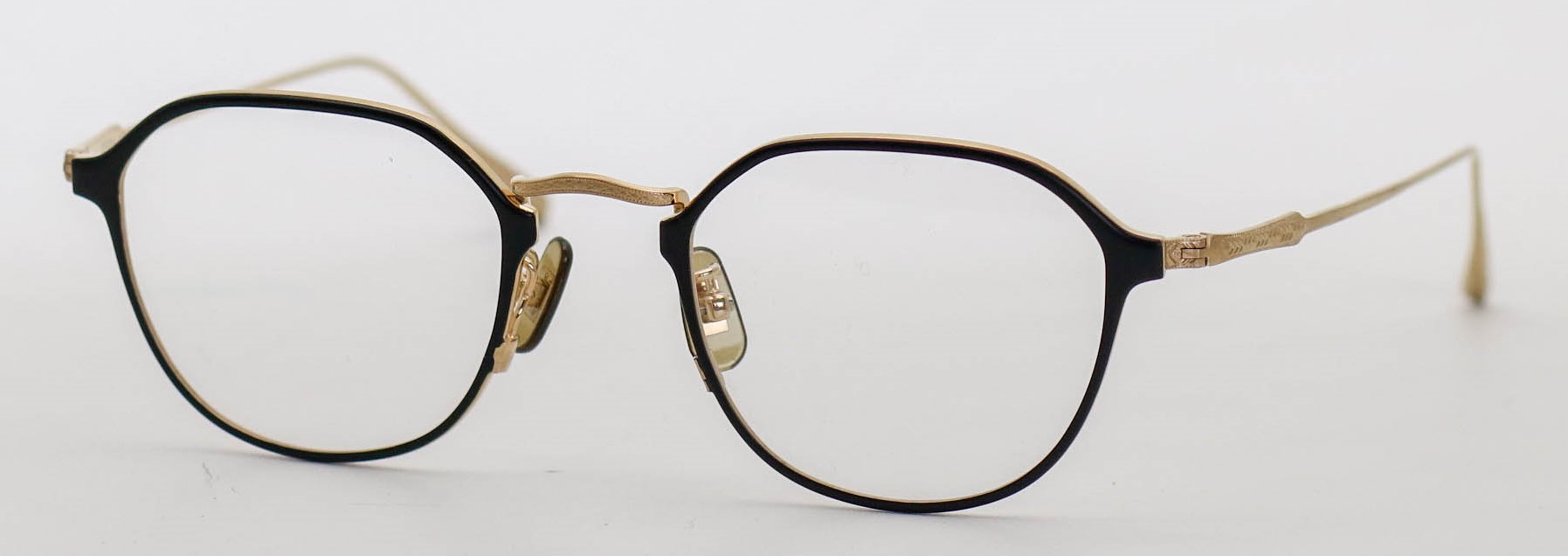 眼鏡のカラータイプC-1 Black-Matt/Gold