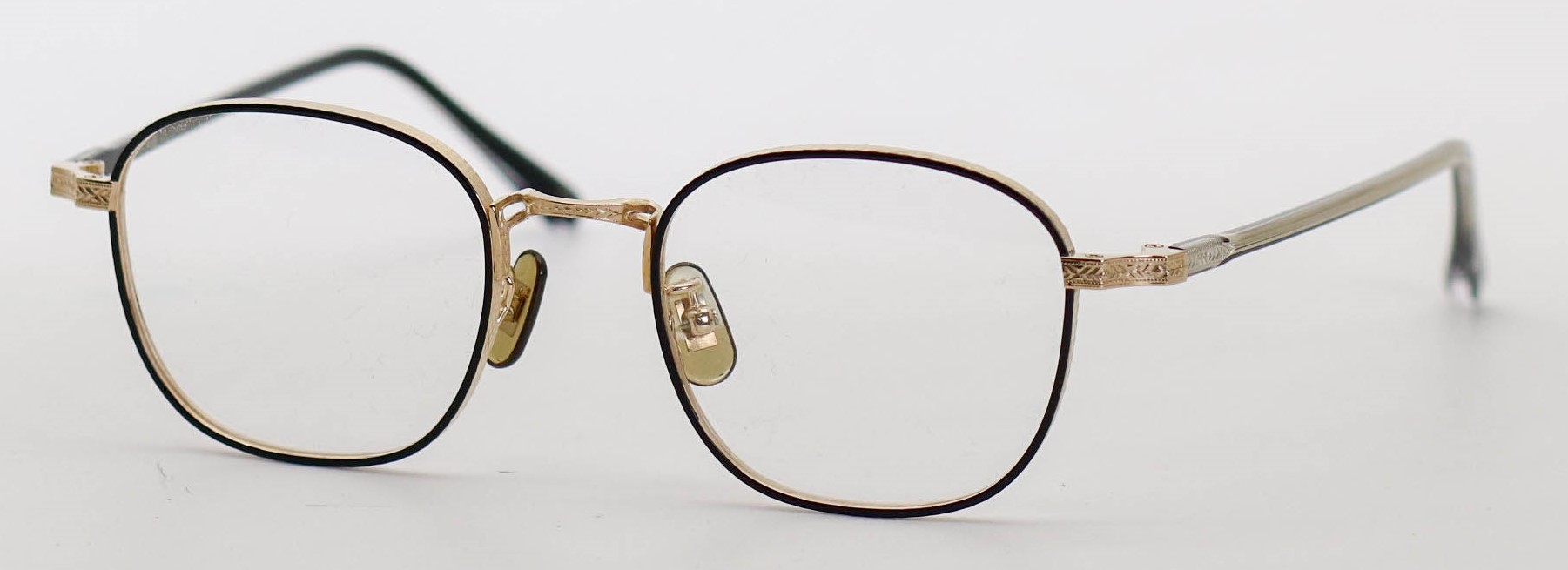 眼鏡のカラータイプC-1 Black-Matt/Gold